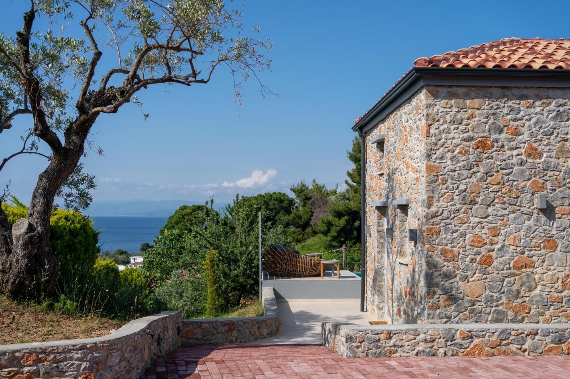 Stone Build Suite With Private Pool Kolios Exterior photo